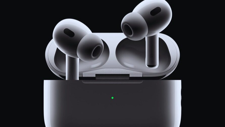 AirPods Pro showingcamera remote control features in iOS 26.