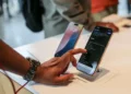 Apple Rolls out iOS 26 Beta 4 With 7 UI Fixes, Smarter AI Features